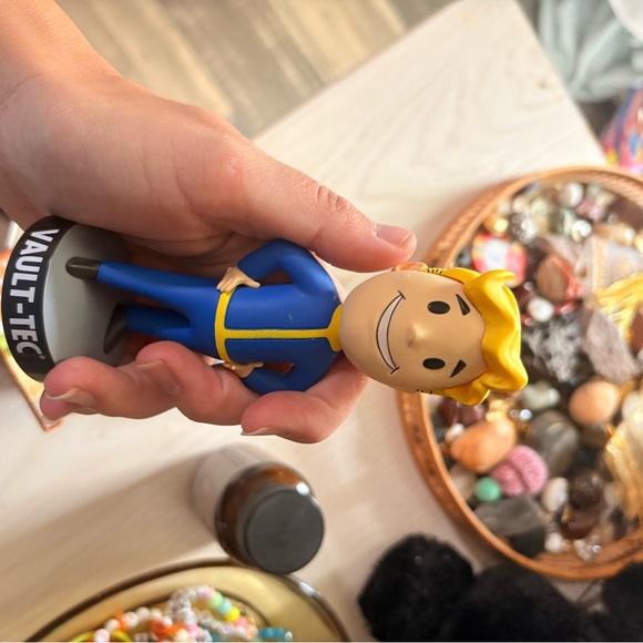 Fallout Memorabilia - Picture 5 of 5